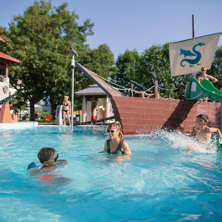 Hotel de apartamente Berill Sárvár