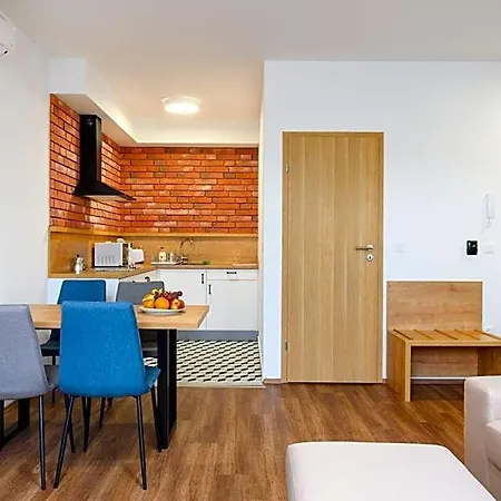 Aparthotel Berill 3*
