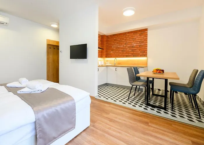 Berill Aparthotel Sarvar